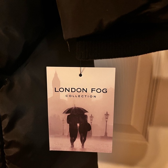 LONDON FOG Black Chevron Puffer Coat
Size M NWT - Picture 8 of 11